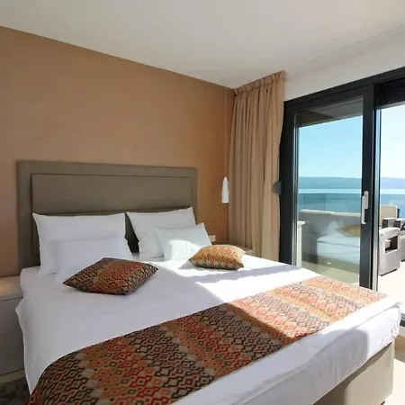Luxury Offering Calm Atmosphere * Tice