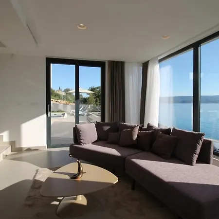 Luxury Offering Calm Atmosphere Tice