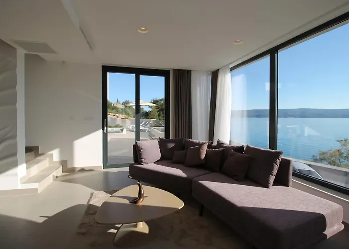Luxury Offering Calm Atmosphere Tice